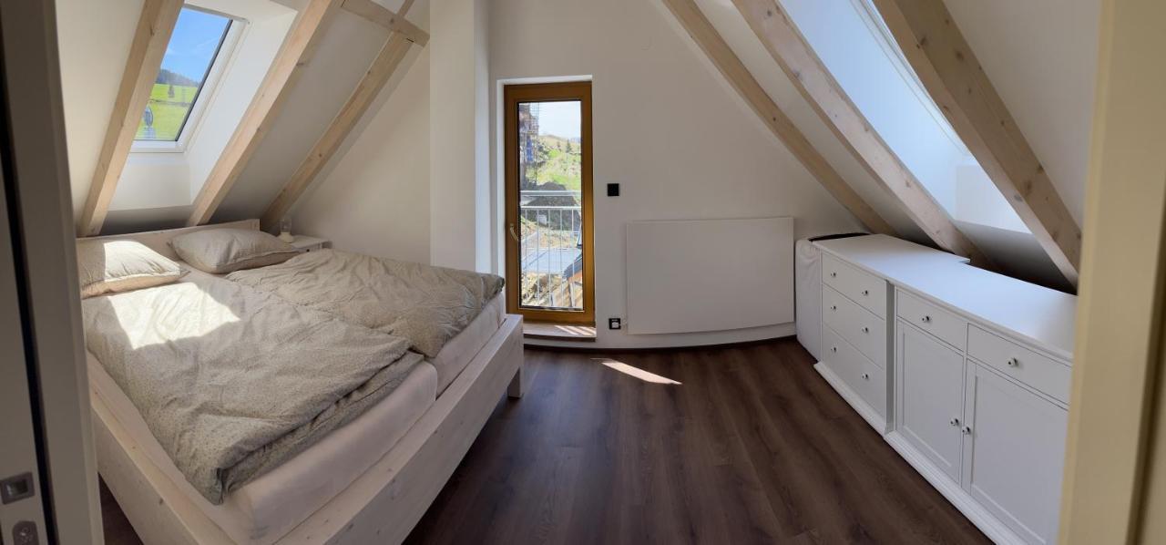U Kralika, Apartman H, 3 Samostatne Loznice - Mezonet, Vlastni Parkovani, 50 Metru Od Vleku , Vysousece Bot V Lyzarne โดลนี โมราวา ภายนอก รูปภาพ